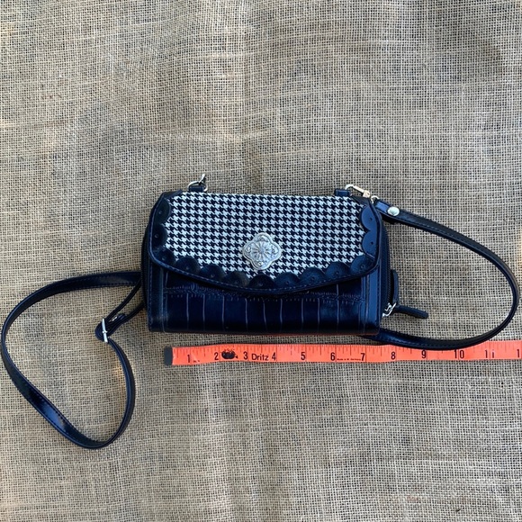 M. C. Marc Chantal wallet with crossbody strap - Picture 2 of 6